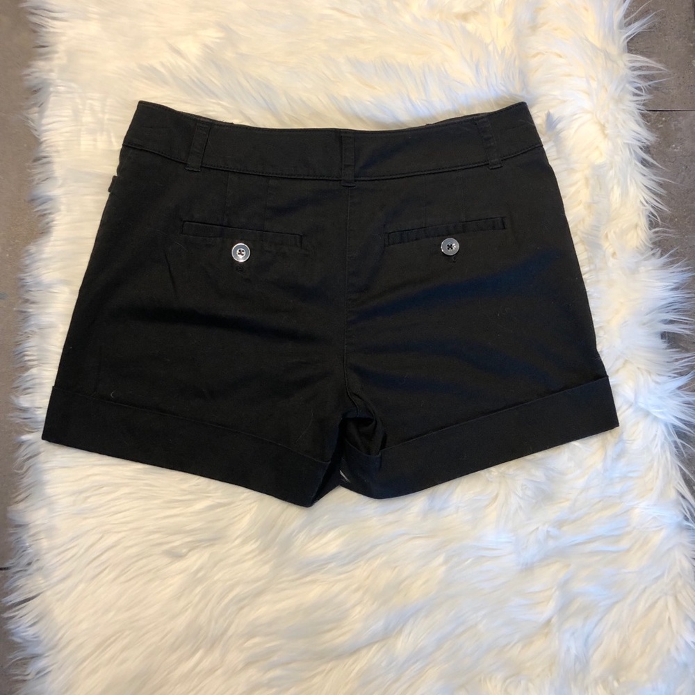 5[WHBM] Black shorts metal detail - Picture 5 of 6